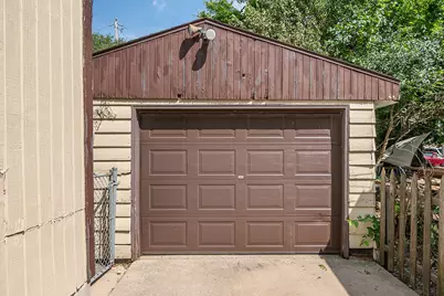 332 S 60th St, Milwaukee, WI 53214 - Photo 29