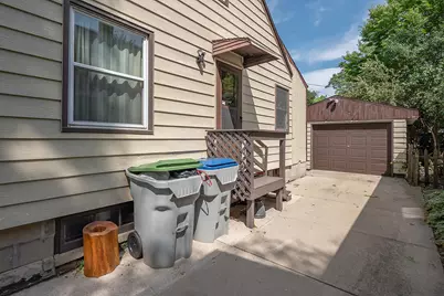 332 S 60th St, Milwaukee, WI 53214 - Photo 31