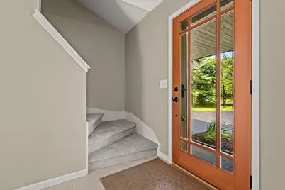 W277S4070  Green Country Rd, Waukesha, WI 53189 - Photo 3