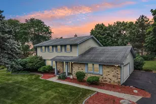 4185 Beaufort Dr, Brookfield, WI 53045 - Photo 1