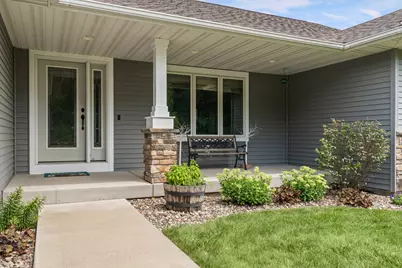 929  Rolling Oaks Dr, Onalaska, WI 54650 - Photo 3