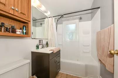 860  Genesee St #862, Waukesha, WI 53186 - Photo 9