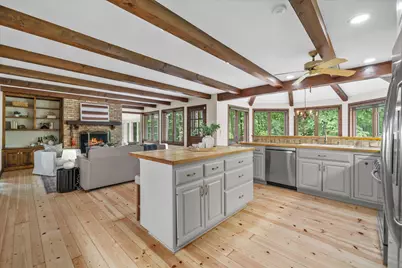 1520 W Manor Ln, River Hills, WI 53217 - Photo 23