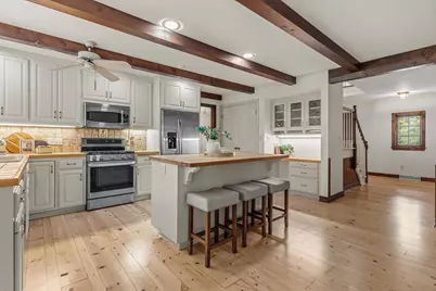 1520 W Manor Ln, River Hills, WI 53217 - Photo 21
