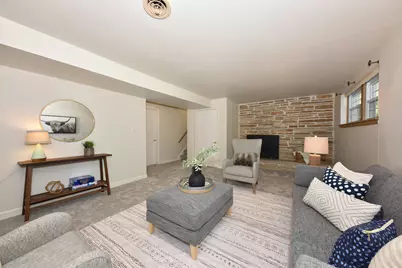 12475  Elmhurst Pkwy, Elm Grove, WI 53122 - Photo 17