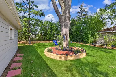 6715 N 78th St, Milwaukee, WI 53223 - Photo 27