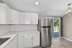 6715 N 78th St, Milwaukee, WI 53223 - Photo 11