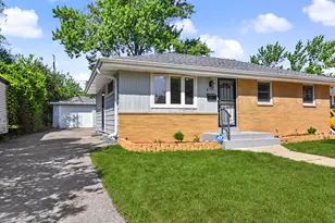 6715 N 78th St, Milwaukee, WI 53223 - Photo 3
