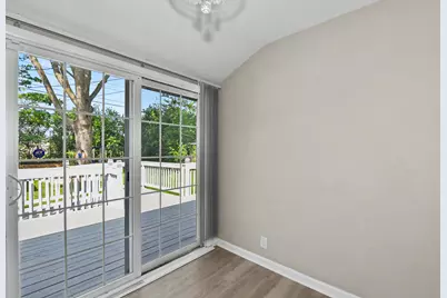 6715 N 78th St, Milwaukee, WI 53223 - Photo 13