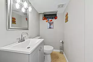 6715 N 78th St, Milwaukee, WI 53223 - Photo 25