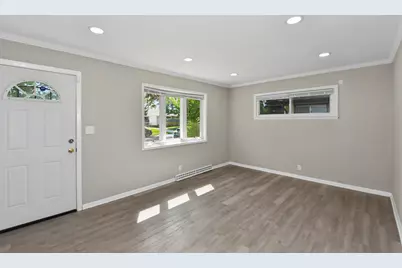 6715 N 78th St, Milwaukee, WI 53223 - Photo 5