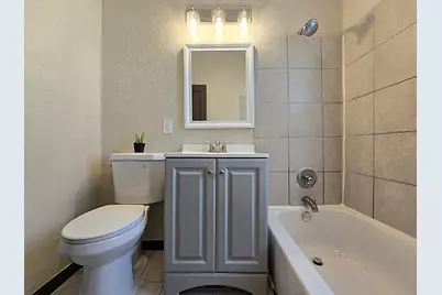 2808 N 37th St, Milwaukee, WI 53210 - Photo 19
