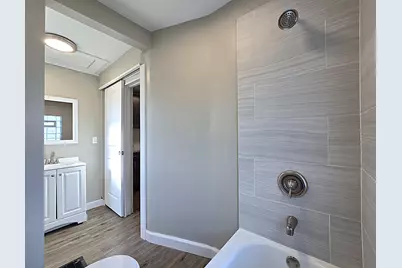 3617 W Douglas Ave, Milwaukee, WI 53209 - Photo 17