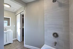 3617 W Douglas Ave, Milwaukee, WI 53209 - Photo 17