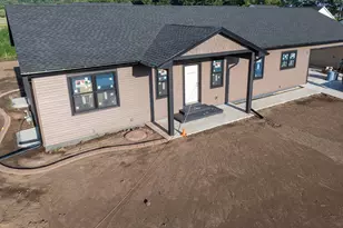 1421 Waldenberger Rd, Holmen, WI 54636 - Photo 3