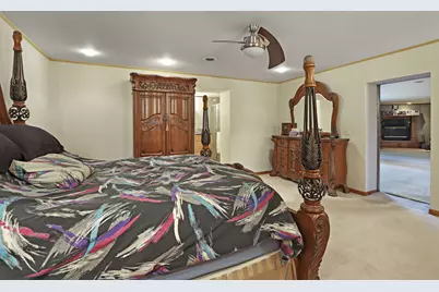 740 S Cosgwell Dr, Silver Lake, WI 53170 - Photo 13