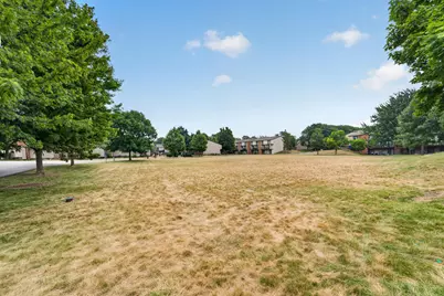1421 W Edgerton Ave #R, Milwaukee, WI 53221 - Photo 21