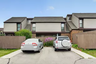 1421 W Edgerton Ave, Milwaukee, WI 53221 - Photo 1