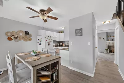 1421 W Edgerton Ave #R, Milwaukee, WI 53221 - Photo 9