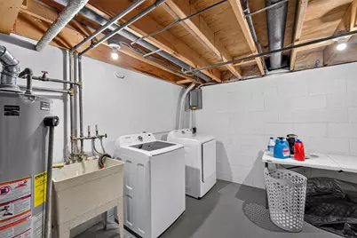 1421 W Edgerton Ave #R, Milwaukee, WI 53221 - Photo 19