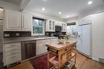 2630 N 88th St, Wauwatosa, WI 53226 - Photo 11