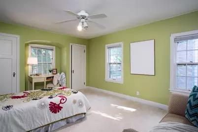 2630 N 88th St, Wauwatosa, WI 53226 - Photo 27