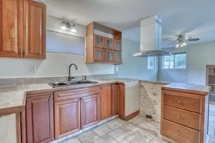 W304N2426 Maple Ave, Delafield, WI 53072 - Photo 29