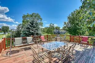 W304N2426 Maple Ave, Delafield, WI 53072 - Photo 37