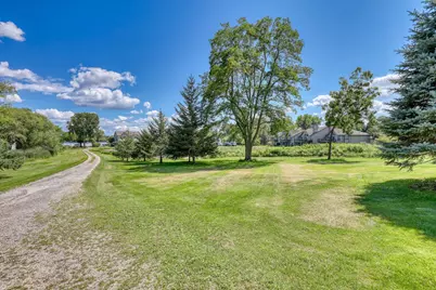 W304N2426  Maple Ave, Delafield, WI 53072 - Photo 43