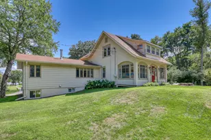 W304N2426 Maple Ave, Delafield, WI 53072 - Photo 41