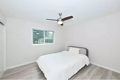 532  Schroeder Ave, Delavan, WI 53115 - Photo 7