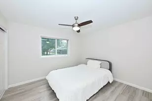 532 Schroeder Ave, Delavan, WI 53115 - Photo 7