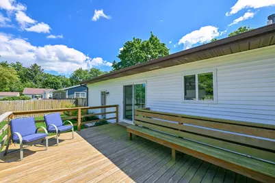 532  Schroeder Ave, Delavan, WI 53115 - Photo 17