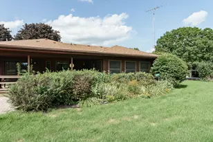 1605 Country Club Ln, Watertown, WI 53098 - Photo 45