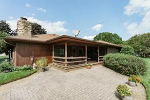 1605 Country Club Ln, Watertown, WI 53098 - Photo 7