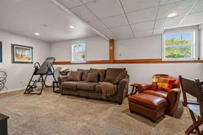 S78W20363  Pasadena Dr, Muskego, WI 53150 - Photo 21
