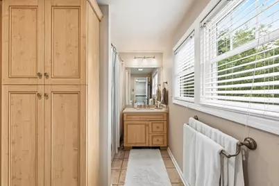 808 E Lake Forest Ave, Whitefish Bay, WI 53217 - Photo 31