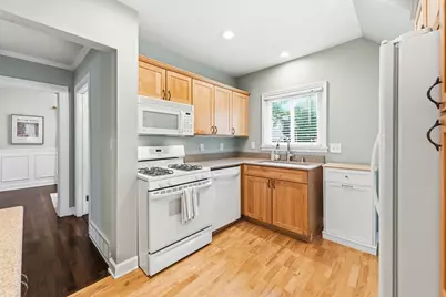 808 E Lake Forest Ave, Whitefish Bay, WI 53217 - Photo 15