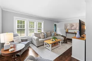 808 E Lake Forest Ave, Whitefish Bay, WI 53217 - Photo 7
