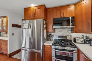 9916 W Grantosa Dr, Wauwatosa, WI 53222 - Photo 13