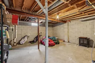 9916 W Grantosa Dr, Wauwatosa, WI 53222 - Photo 35