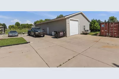 2460  Mink Ranch Rd, Port Washington, WI 53074 - Photo 17