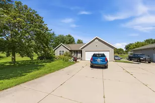 2460 Mink Ranch Rd, Port Washington, WI 53074 - Photo 27