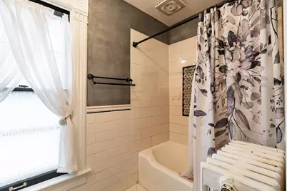 524  Madison St, Waukesha, WI 53188 - Photo 23