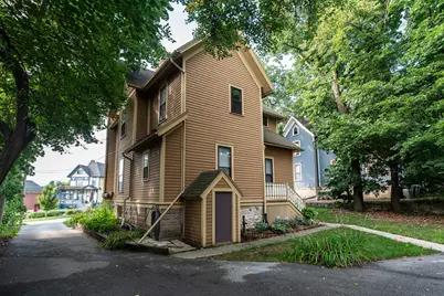 524  Madison St, Waukesha, WI 53188 - Photo 31