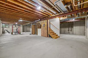 155 St James Cir, Racine, WI 53182 - Photo 45