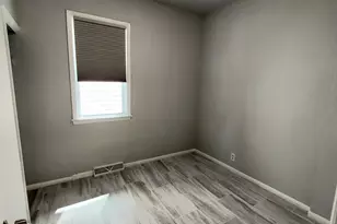 2334 S 19th St, Milwaukee, WI 53215 - Photo 11