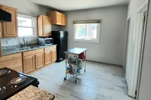 2334 S 19th St, Milwaukee, WI 53215 - Photo 7