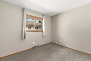 237 N 113th St, Wauwatosa, WI 53226 - Photo 15