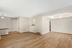 237 N 113th St, Wauwatosa, WI 53226 - Photo 3